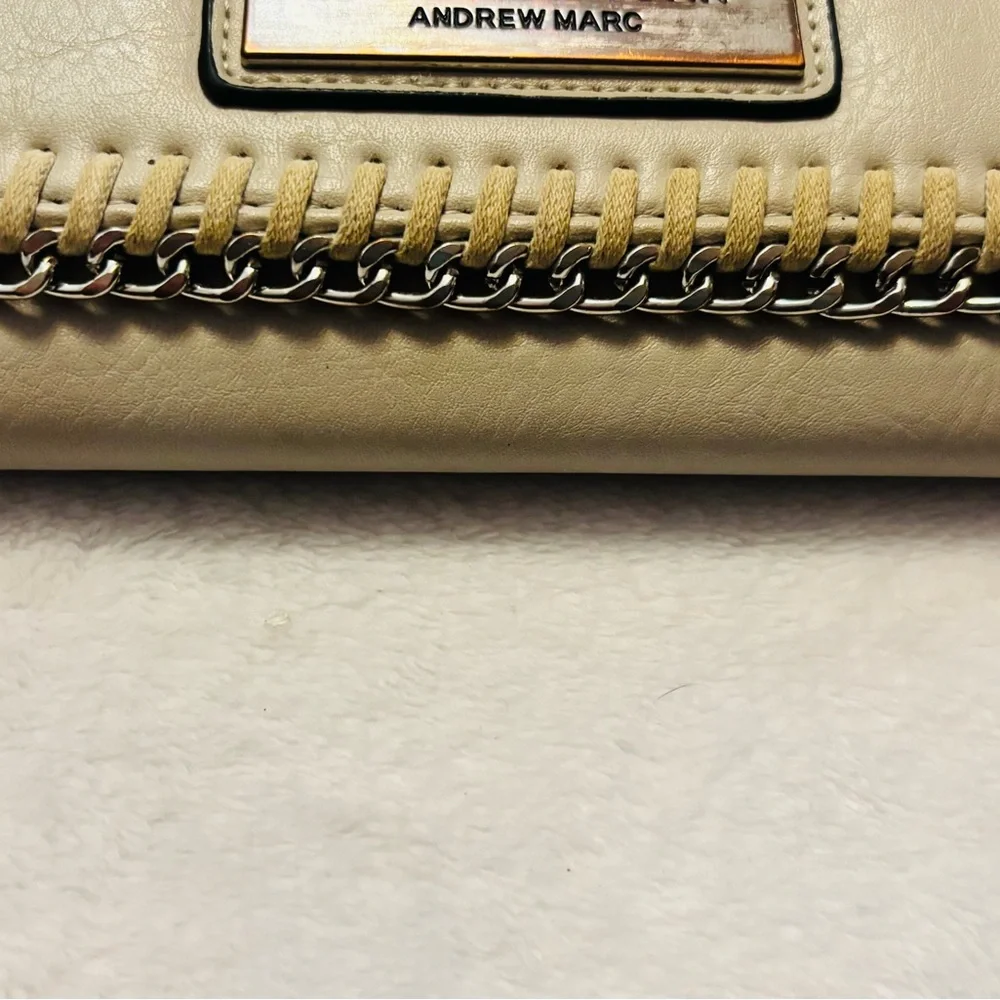 Marc New York by Andrew Marc Wallet in Cream EUC